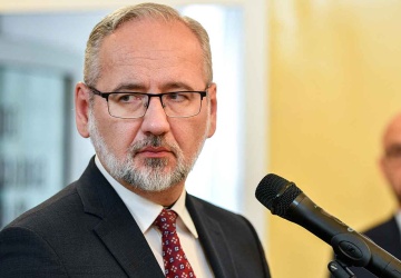 Adam Niedzielski pobity. Do tego prowadzi nienawiść w polityce