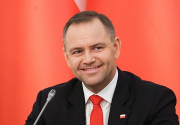 Nawrocki zmienia reguły gry