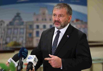 Nowy problem Waldemara Żurka. Sędziowie na gapę nie uzyskali pozwolenia KRS na orzekanie