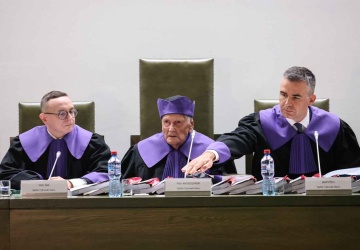 Skandal na posiedzeniu Trybunału Stanu. Sędziowie nie przyjmują do wiadomości, że zostali wyłączeni