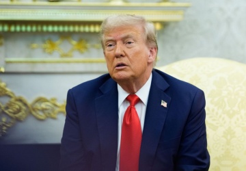 Trump na spotkaniu koalicji chętnych: Przestańcie kupować wreszcie rosyjską ropę