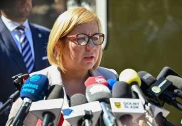 Wiatraki ponad wszystko. Hennig-Kloska chce obejść prezydenckie weto