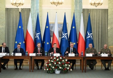Trwa posiedzenie RBN. Prezydent ostrzega przed kłamstwami Kremla