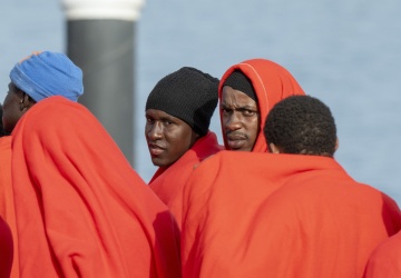 Rekordowa doba na kanale La Manche. Nielegalna migracja osiąga najwyższy poziom