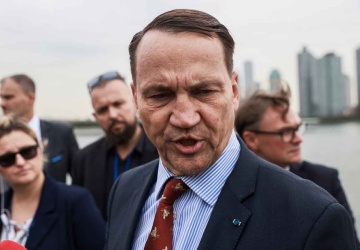 Sikorski do Rosji: Zostaliście ostrzeżeni, nie przychodźcie ze skargami