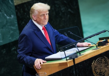 Trump: NATO powinno zestrzeliwać rosyjskie samoloty naruszające przestrzeń jego członków