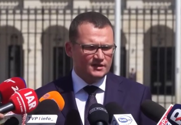 Szefernaker o prezydenckim projekcie: Polski paszport to nie pamiątka z podróży