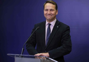 Poseł KO: jestem głęboko rozczarowany postawą Sikorskiego