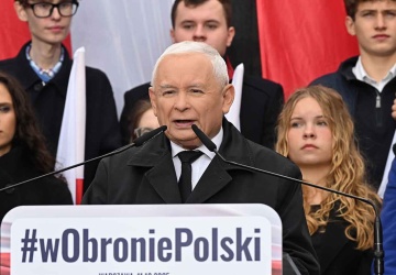 Trwa manifestacja PiS w Warszawie. Kaczyński: Nie dajcie się oszukać