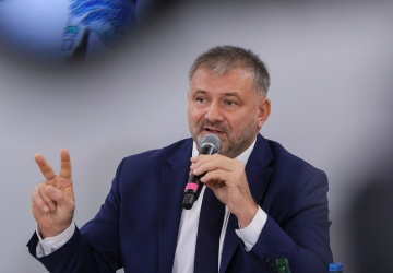 Minister Żurek w natarciu: chce ustąpienia Manowskiej i kar dla tzw. neosędziów