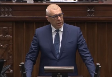 Państwo zapłaci Giertychowi 35 tysięcy zł. Sąd uznał zatrzymanie przez CBA za bezprawne