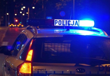 Wypadek w centrum Warszawy. Czterech policjantów rannych