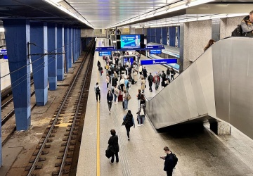 Dworzec Centralny zamknięty w czasie Marszu Niepodległości. PKP wyjaśnia