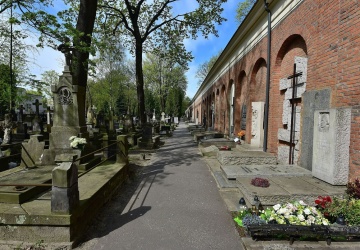 Rodzina słynnego aktora wystąpiła o ekshumację. Prochy zostaną przeniesione
