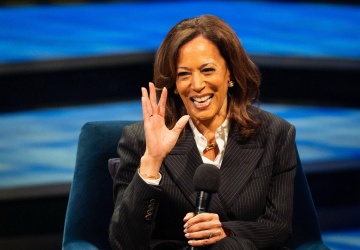 „Jeszcze nie skończyłam”. Kamala Harris zapowiada polityczny powrót