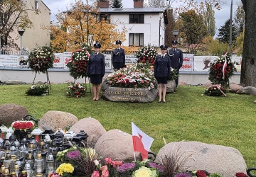 Więziennicy z Solidarności wystawili wartę honorową przy grobie bł. ks. Jerzego Popiełuszki