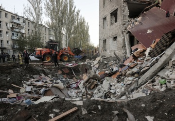 The Economist: Ukraina zmaga się z finansowym kryzysem. Pieniędzy starczy do końca lutego