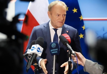 Orban o Tusku: Nie może zmienić kursu, ponieważ uczynił z Polski wasala Brukseli