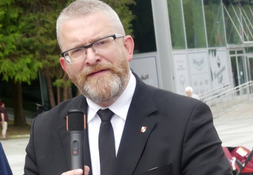 Media: Grzegorz Braun miał zostać nagrodzony przez białoruską fundację im. Emila Czeczki