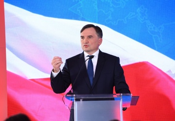 Ziobro nie składa broni po uchyleniu mu immunitetu: Zamierzam się bronić, zamierzam używać prawdy”