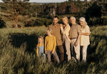 „Wsteczne 800 plus” dla rodziców? Sejm wydał opinię