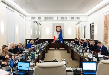 Rząd kapituluje? Minister Tuska uprzejmie prosi prezydenta Nawrockiego