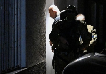 Wielki Bu zatrzymany i przesłuchany. Znany freak-fighter nie przyznał się do winy