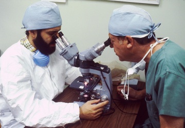 Groźna bakteria w partii boczku rolowanego w plastrach. GIS wydał komunikat 