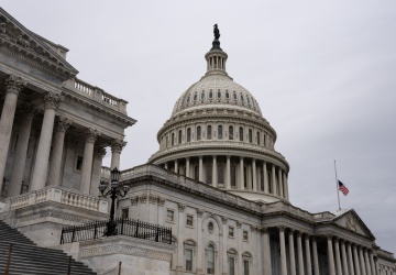 Kongres USA zatwierdził projekt ustawy o upublicznieniu akt Epsteina