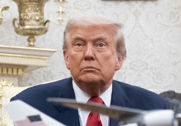 Donald Trump podpisał ustawę nakazującą departamentowi sprawiedliwości ujawnienie akt Epsteina