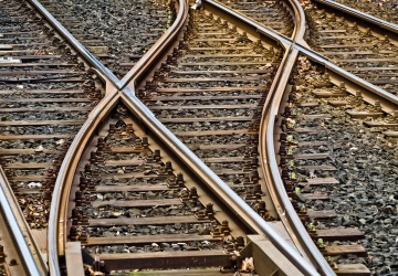 Pilny komunikat prokuratury ws. dywersji na kolei. Stanisław Żaryn: Słabo to wygląda