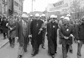 Jak huty stały się bastionami wiary. Niezwykła historia ks. Jerzego i polskich robotników