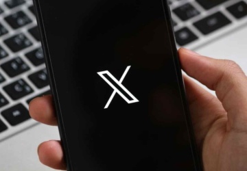 Platforma X demaskuje użytkowników. Wiadomo skąd piszą i gdzie założyli konta