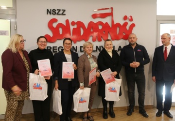 “Mój dom, moje miasto, moja ojczyzna”. Wręczono nagrody zwycięzcom konkursu Solidarności