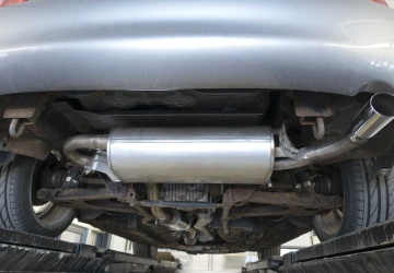 Setki aut w Niemczech uszkodzonych pianką montażową. Sprawą zajęły się służby