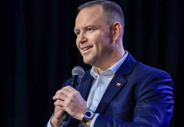 Prezydent zaoferował lajki Tuskowi: Słyszałem, że nie ma wystarczającej liczby, by zjeść pizzę