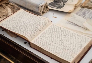 Warszawa: Niezwykłe znalezisko pod podłogą starej kamienicy