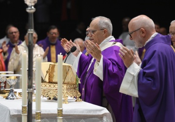 Msza św. w Stambule. Papież: Kroki stawiajmy tak, jakbyśmy szli po moście łączącym ziemię i niebo