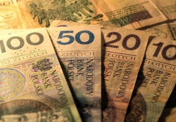 Bankomaty znikają z Polski. Skąd będziemy brać gotówkę?