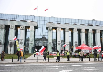 Przełomowa uchwała. Sąd Najwyższy: Nikt nie może uznać orzeczeń SN za niebyłe