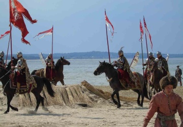 Tysiące zabytków w domu polityka z Krymu. Służby znalazły hełmy polskich husarzy