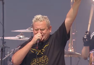 Kazik Staszewski na intensywnej terapii. „Bliski końca drogi byłem”