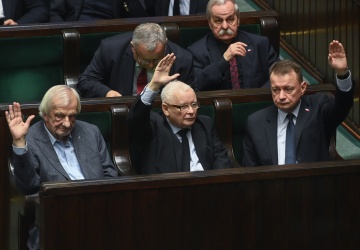 Kto powinien być twarzą PiS przed kolejnymi wyborami? Zaskakujące wyniki sondażu