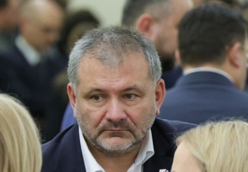 Słowa Żurka o przewiezieniu Ziobry w bagażniku wywołały burzę. Minister: “To była figura retoryczna”