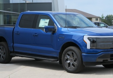 Ford traci 19,5 mld dolarów na „elektrykach”. Wraca do aut spalinowych