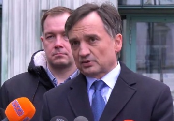 Zbigniew Ziobro przebywa w Brukseli. Niech unieważnią mi akt urodzenia