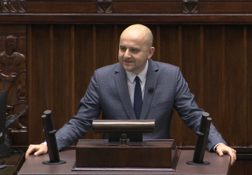 Posłowie przyłączają się do akcji Solidarności #IdziemyPOwasOszuści