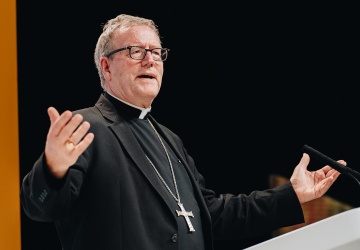 Jestem wdzięczny. Bp Barron o planie zakazu tzw. procedur korekty płci u osób nieletnich w USA