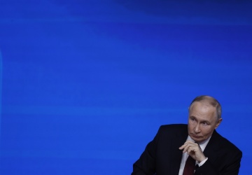 Tȟašúŋke Witkó: Sapog w drzwiach wolnego świata