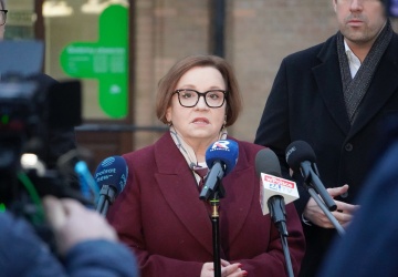 Europosłowie PiS: Za drożyznę odpowiedzialny jest Tusk i Domański